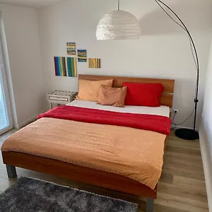 Peachy House Bezigrad Slowenien