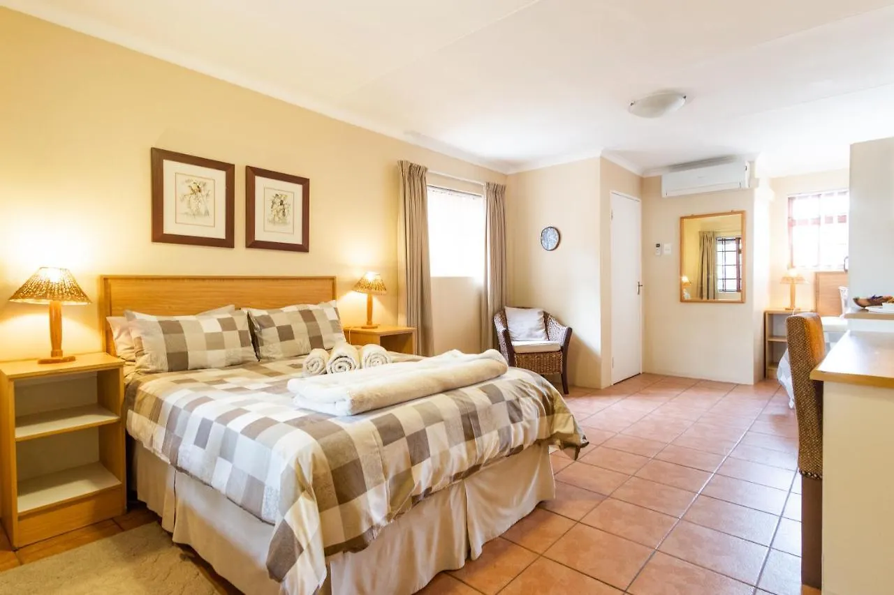 Treetops Guesthouse Port Elizabeth